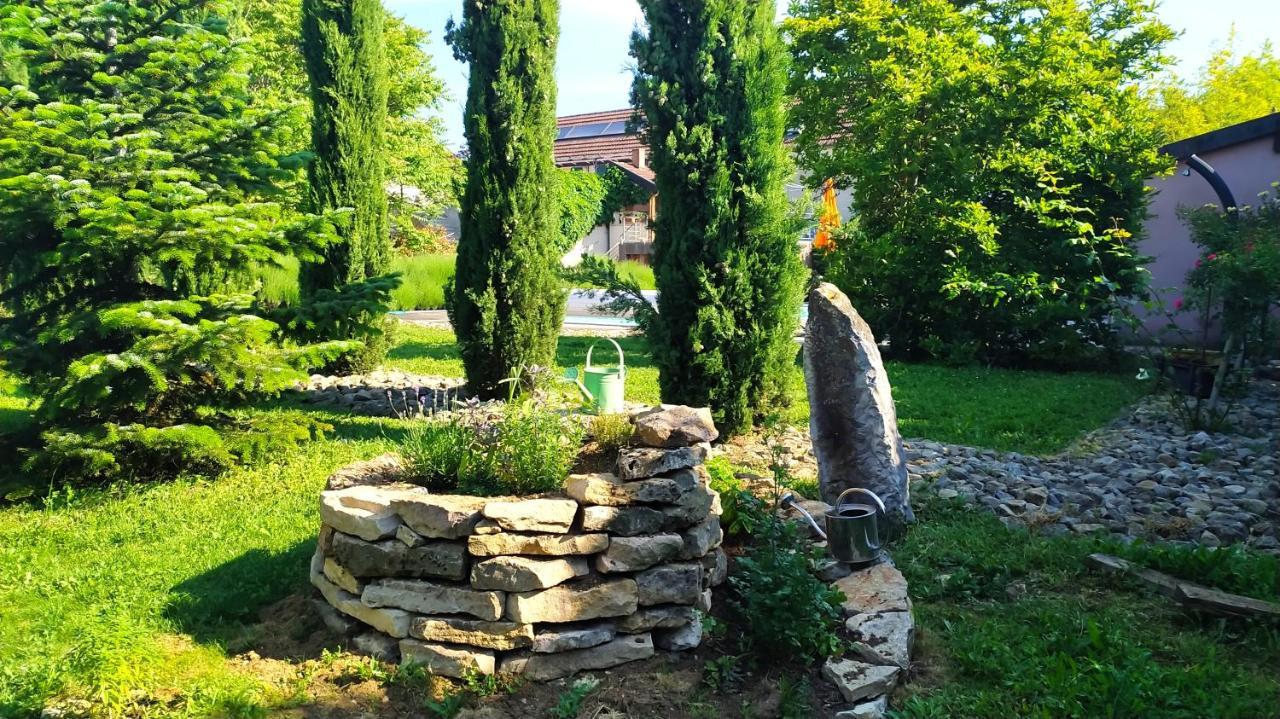 Clos Des Chenevieres, 3 Etoiles Comblanchien Экстерьер фото